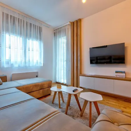 Zlatibor, R12 Apartment *